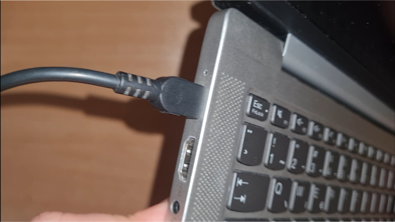 lenovo idapad 5 punjac