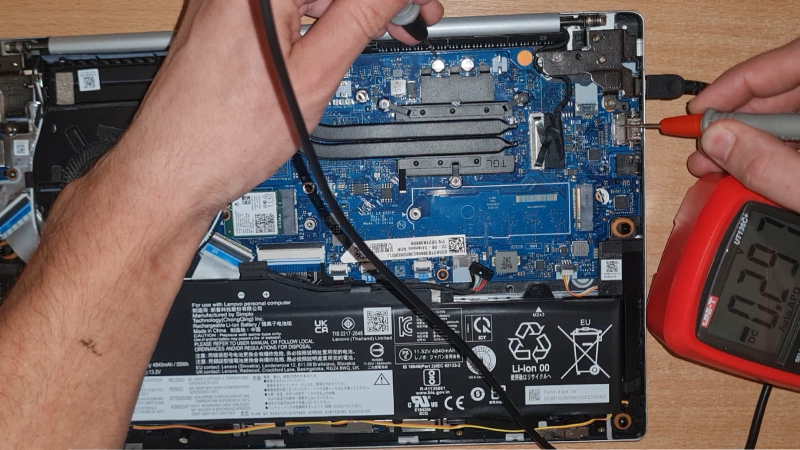 lenovo idapad 5 da li ima napona